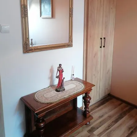 Apartamento - *